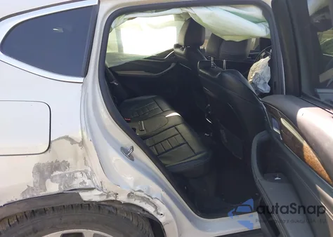 2019 BMW X4 xDrive30I z USA, uszkodzony, nr VIN 5UXUJ3C57KLG54021